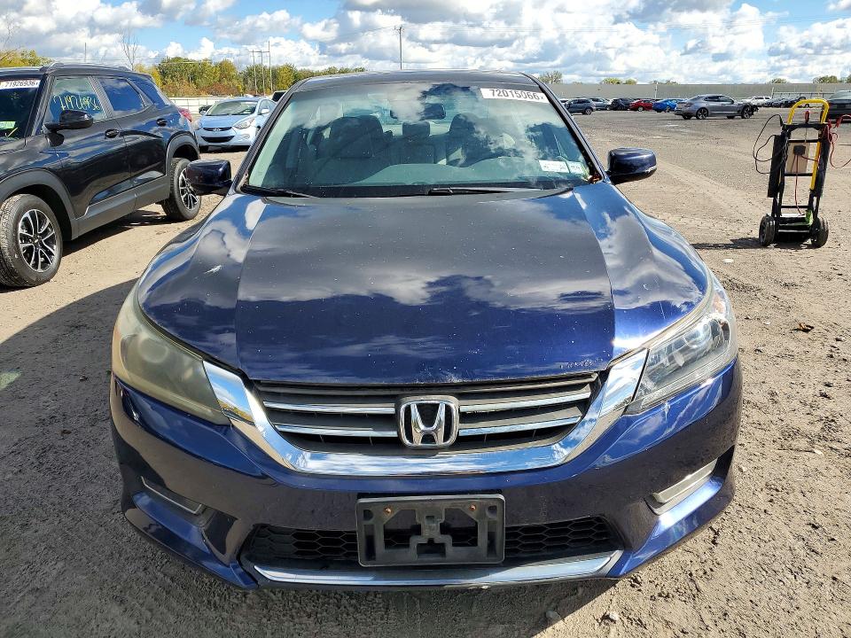 Продажа на аукционе авто 2013 Honda Accord, vin: 1HGCR2F88DA156431, номер лота: 72015066