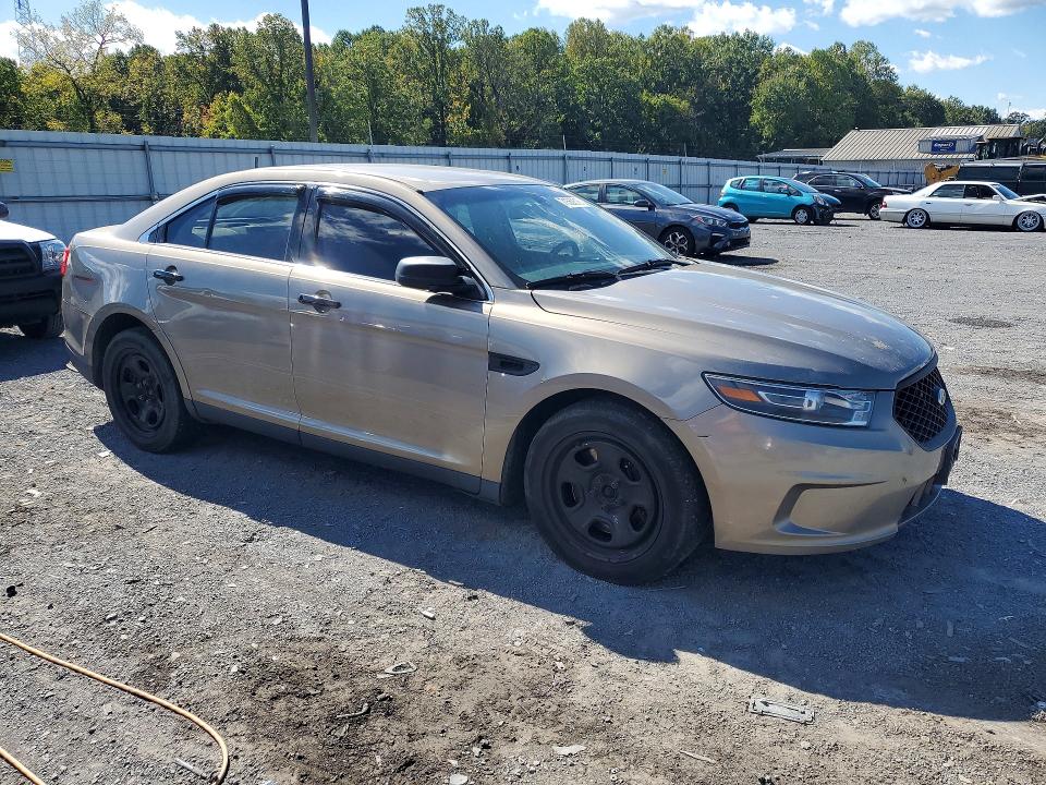 71569516 :رقم المزاد ، 1FAHP2MK1GG125232 vin ، 2016 Ford Taurus مزاد بيع
