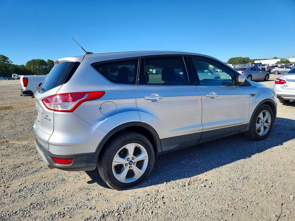 71315126 :رقم المزاد ، 1FMCU0GX2EUC93500 vin ، 2014 Ford Escape مزاد بيع