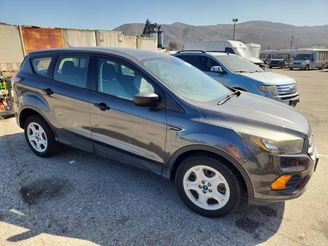 70556836 :رقم المزاد ، 1FMCU0F75JUA97840 vin ، 2018 Ford Escape مزاد بيع