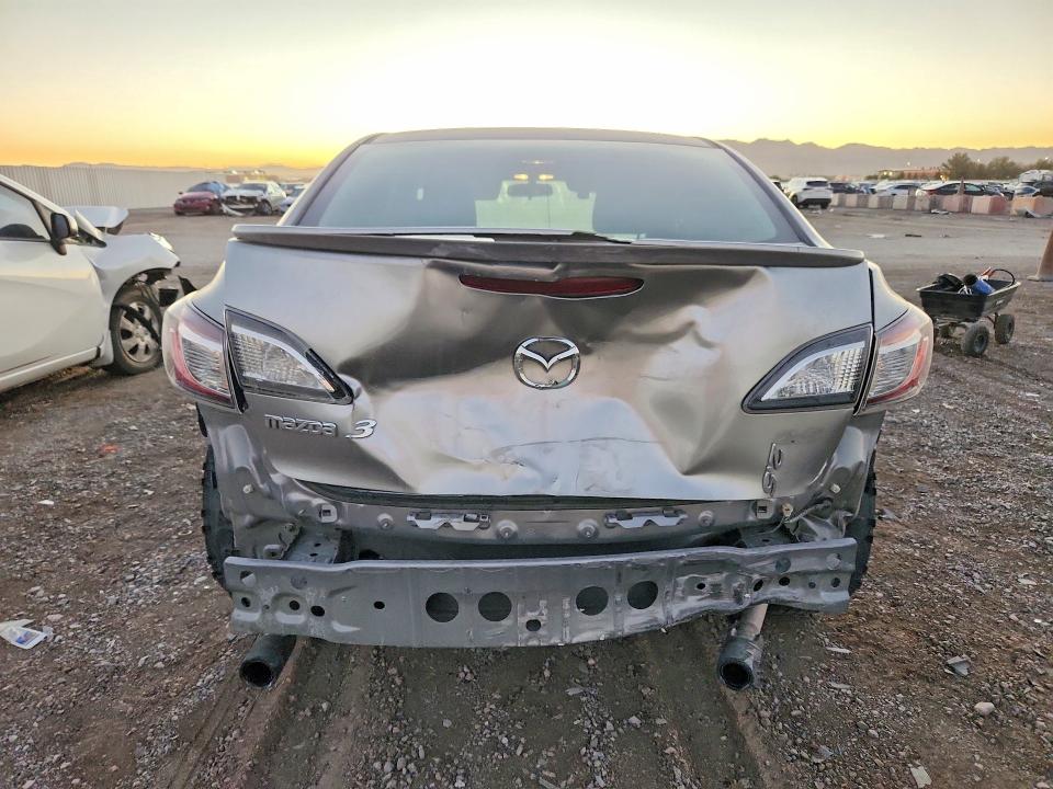 Продажа на аукционе авто 2010 Mazda 3, vin: JM1BL1S65A1159969, номер лота: 62164456