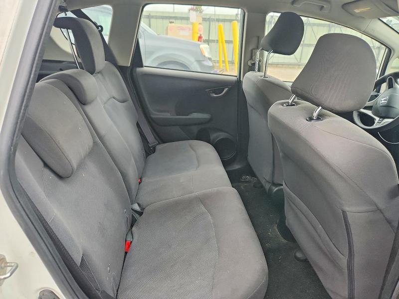 71151796 :رقم المزاد ، JHMGE8H35DC069153 vin ، 2013 Honda Fit مزاد بيع