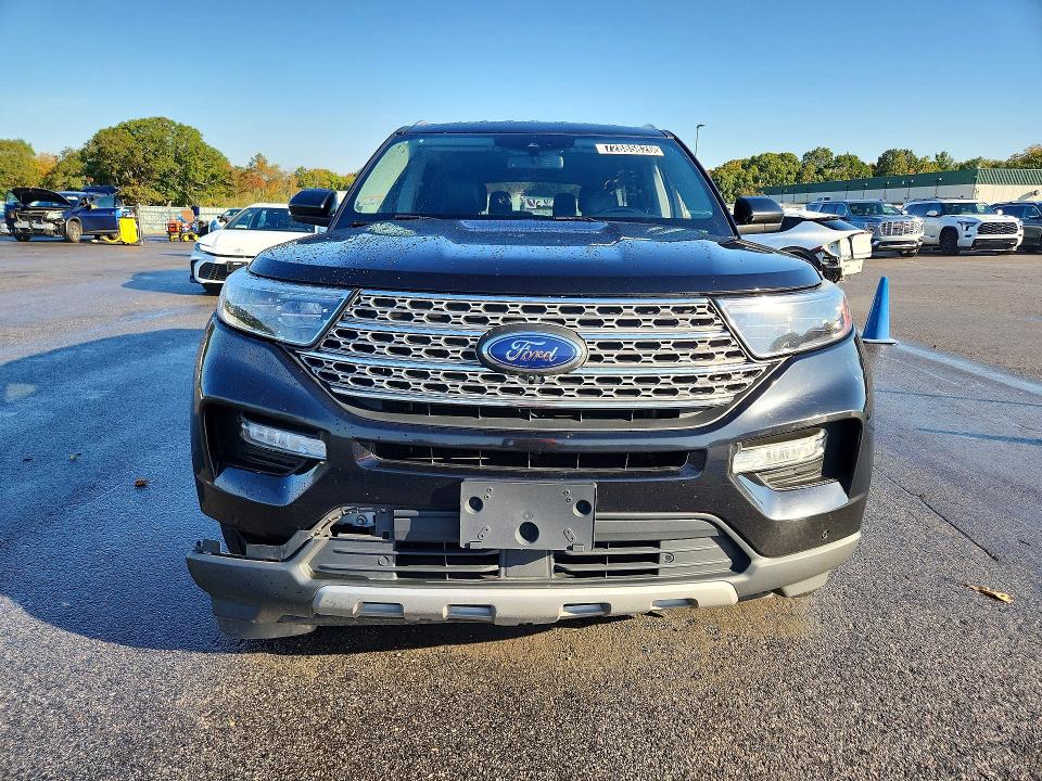 Продаж на аукціоні авто 2022 Ford Explorer, vin: 1FMSK7FH9NGA81695, номер лоту: 72885826