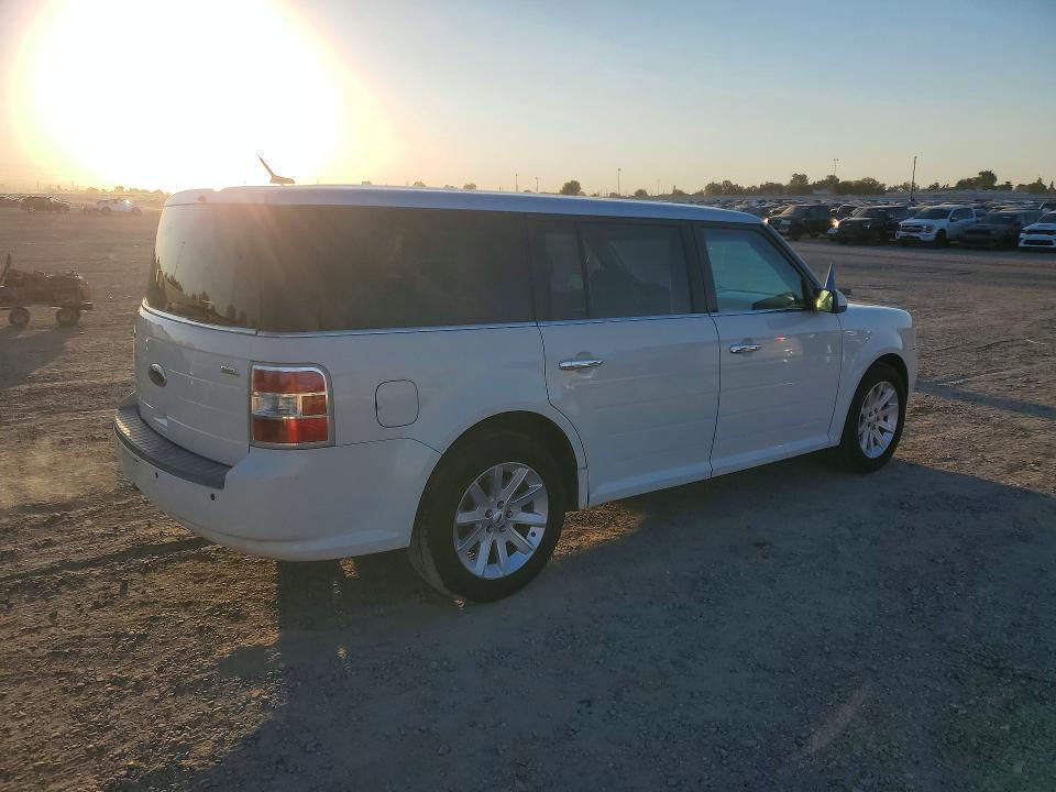 2011 Ford Flex მანქანა იყიდება აუქციონზე, vin: 2FMGK5CC5BBD35179, აუქციონის ნომერი: 71083886
