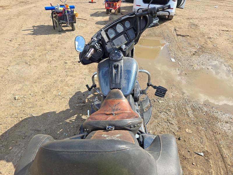 71916156 :رقم المزاد ، 1HD1FCM17FB699940 vin ، 2015 Harley-davidson Flhtcu مزاد بيع