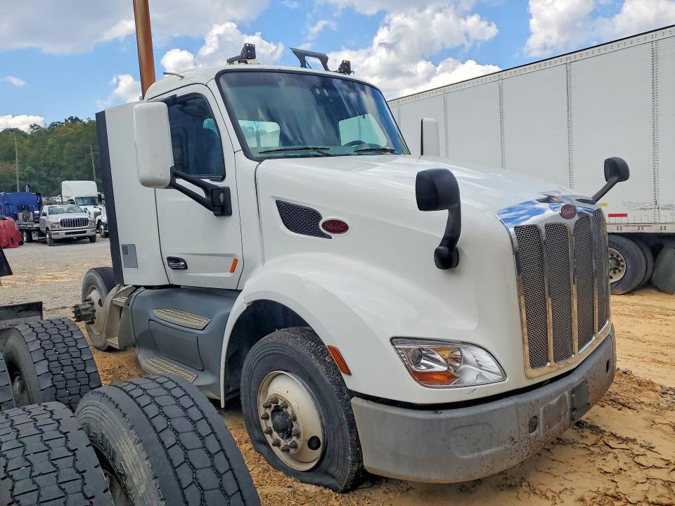2017 Peterbilt 579 მანქანა იყიდება აუქციონზე, vin: 1XPBA48X5HD428874, აუქციონის ნომერი: 69940616