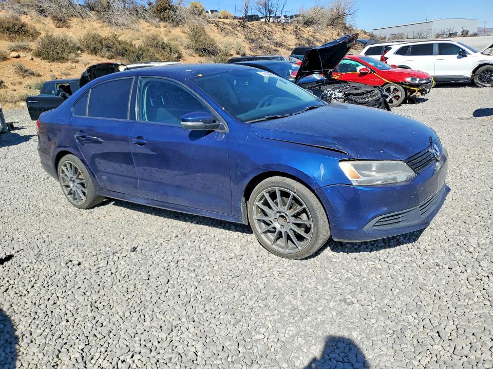 2014 Volkswagen Jetta მანქანა იყიდება აუქციონზე, vin: 3VWD17AJ9EM246075, აუქციონის ნომერი: 70999896