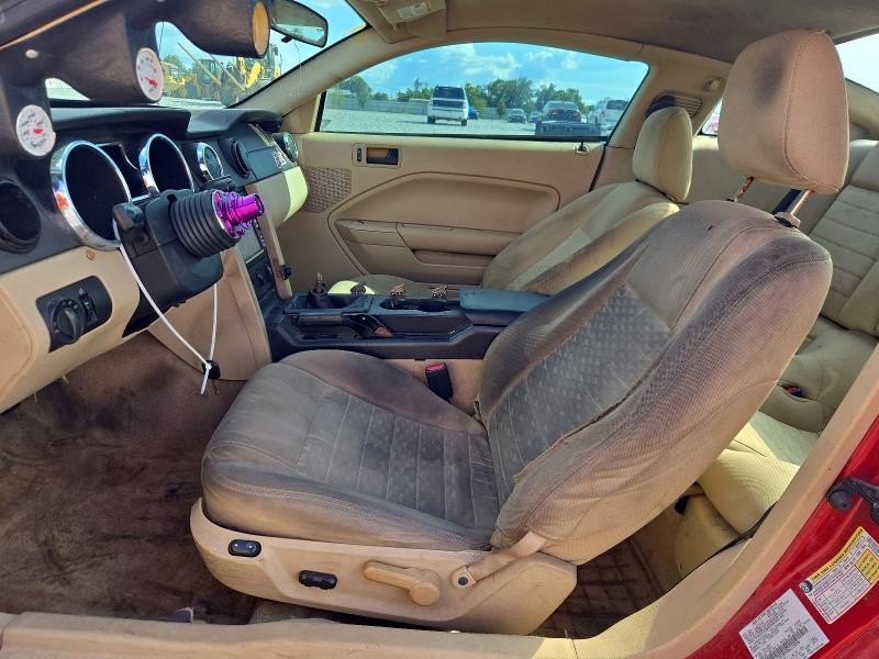 71551916 :رقم المزاد ، 1ZVFT82HX65173276 vin ، 2006 Ford Mustang مزاد بيع