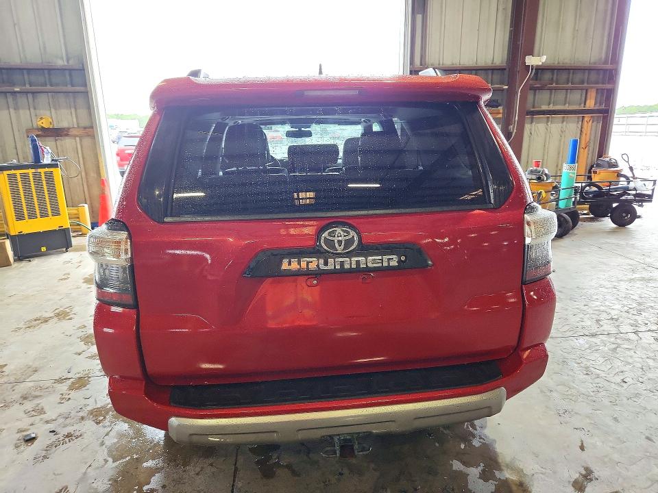 2018 Toyota 4runner მანქანა იყიდება აუქციონზე, vin: JTEBU5JR0J5488325, აუქციონის ნომერი: 71994046
