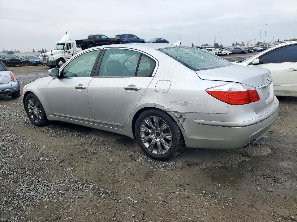 Auction sale of the 2009 Hyundai Genesis, vin: KMHGC46E09U040998, lot number: 73772766