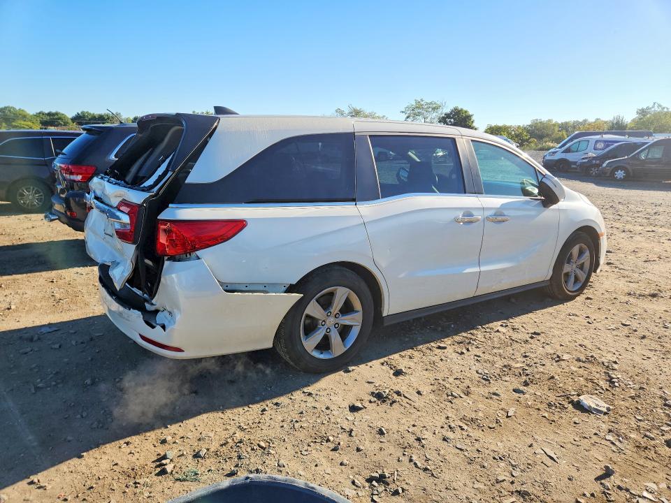 2018 Honda Odyssey მანქანა იყიდება აუქციონზე, vin: 5FNRL6H70JB025020, აუქციონის ნომერი: 71634786