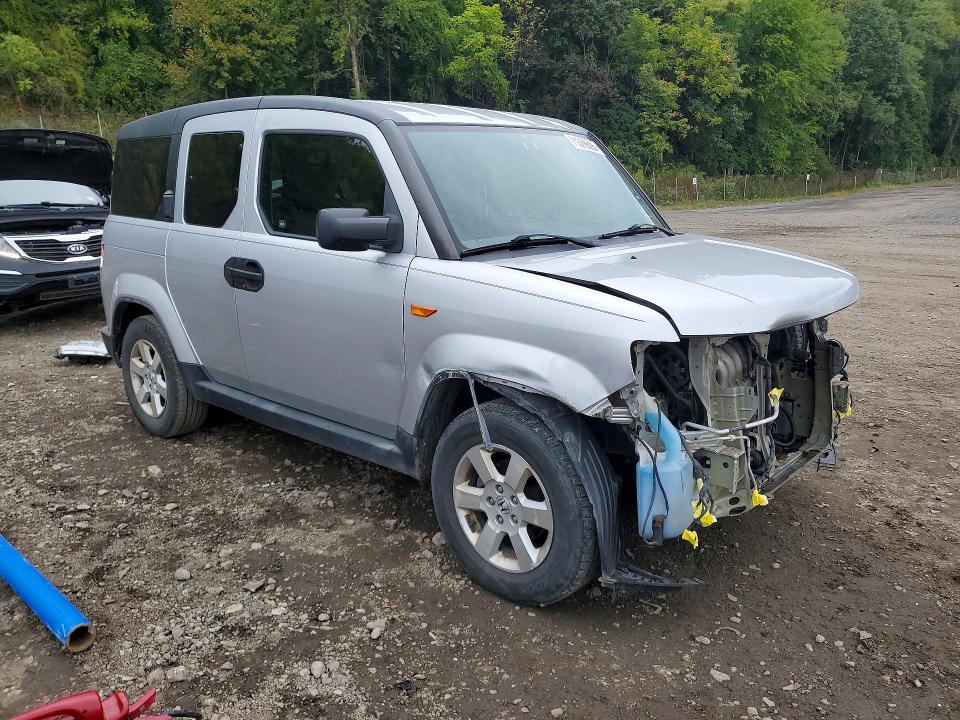 2011 Honda Element მანქანა იყიდება აუქციონზე, vin: 5J6YH1H78BL002108, აუქციონის ნომერი: 71379596