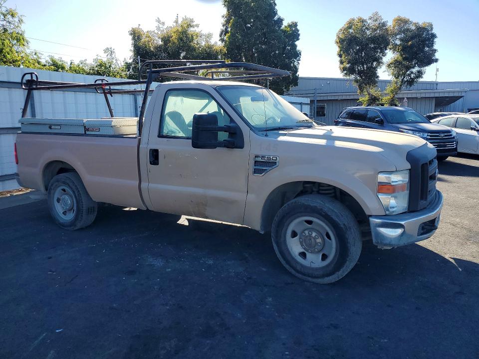 71673916 :رقم المزاد ، 1FTNF20508EB15675 vin ، 2008 Ford F250 مزاد بيع