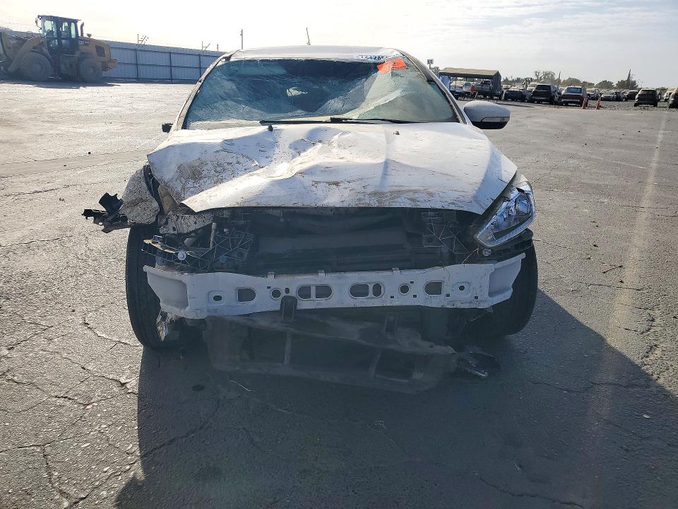 2016 Ford Focus მანქანა იყიდება აუქციონზე, vin: 1FADP3K27GL315633, აუქციონის ნომერი: 72724506