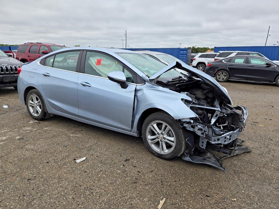2017 Chevrolet Cruze მანქანა იყიდება აუქციონზე, vin: 1G1BE5SMXH7129530, აუქციონის ნომერი: 70959976