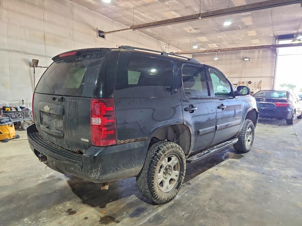 2008 Chevrolet Tahoe მანქანა იყიდება აუქციონზე, vin: 1GNFK13038J146203, აუქციონის ნომერი: 70960616