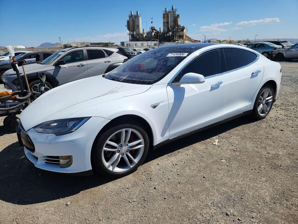 Auction sale of the 2014 Tesla Model S, vin: 5YJSA1S11EFP47911, lot number: 71436906