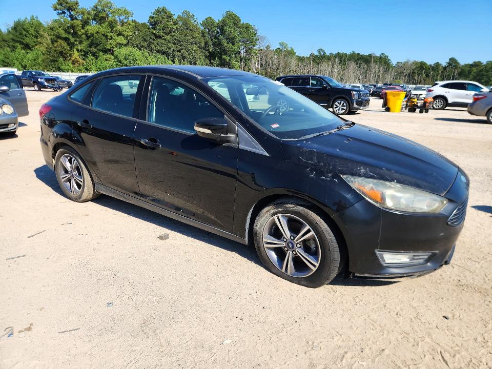 73032716 :رقم المزاد ، 1FADP3FEXHL256597 vin ، 2017 Ford Focus مزاد بيع