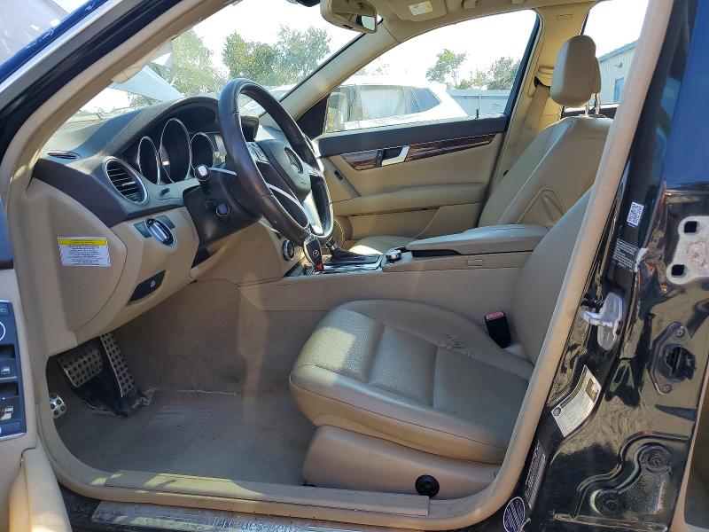 Продажа на аукционе авто 2013 Mercedes-benz C, vin: WDDGF8AB9DR254132, номер лота: 71356966