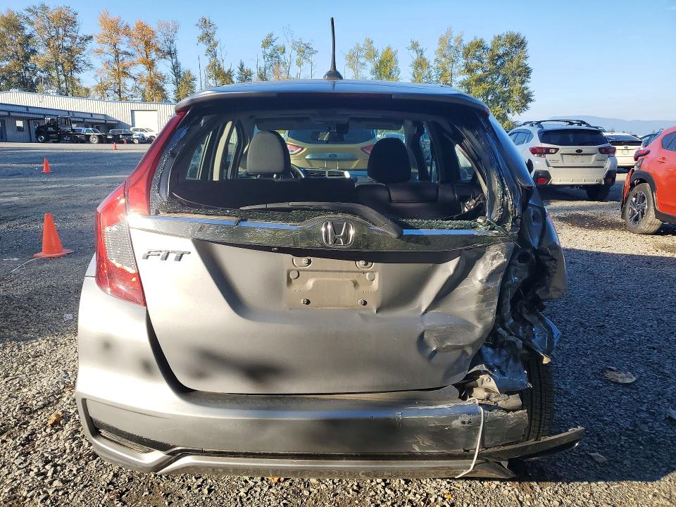 Продажа на аукционе авто 2018 Honda Fit, vin: 3HGGK5H84JM708543, номер лота: 72358976