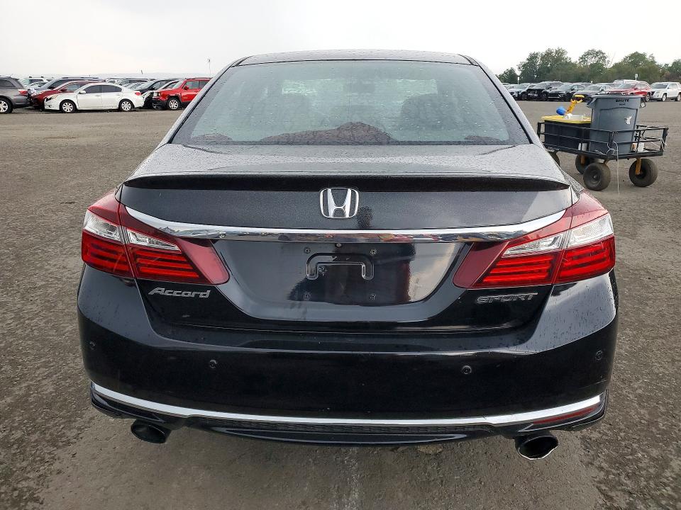 Продажа на аукционе авто 2017 Honda Accord, vin: 1HGCR2F59HA021826, номер лота: 71742156