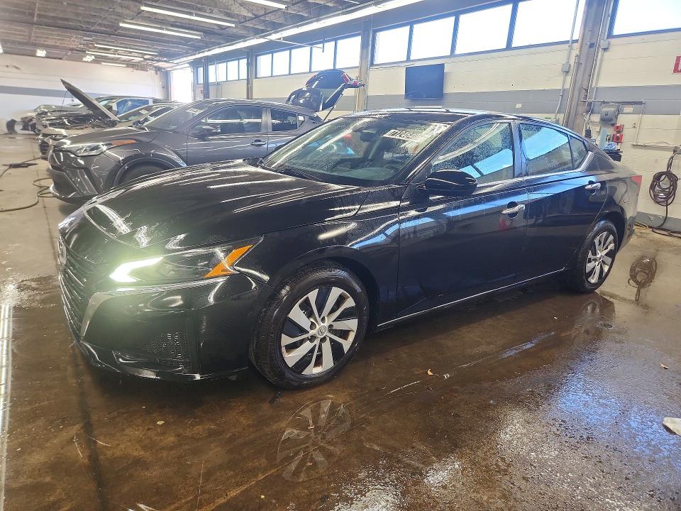 2023 Nissan Altima მანქანა იყიდება აუქციონზე, vin: 1N4BL4BV3PN312347, აუქციონის ნომერი: 71246406