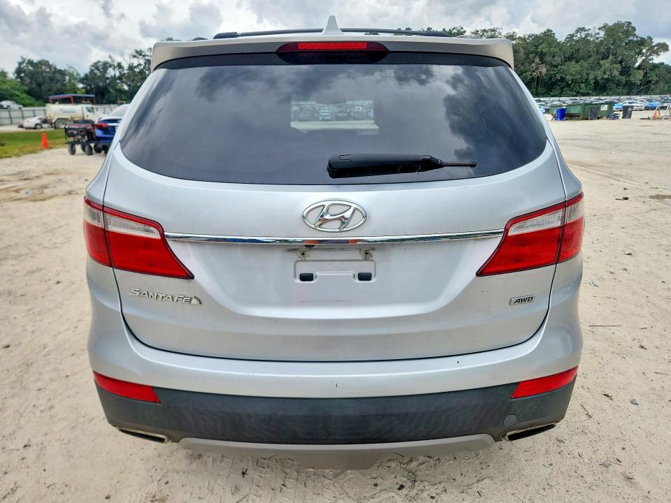 2013 Hyundai Santa Fe მანქანა იყიდება აუქციონზე, vin: KM8SNDHF1DU008614, აუქციონის ნომერი: 71755176
