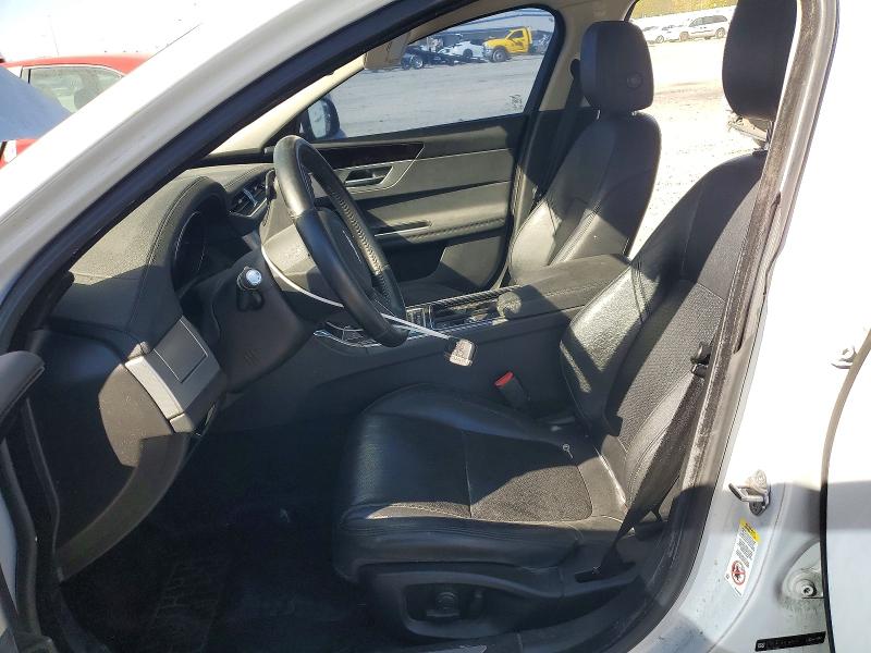 Aukcja sprzedaży 2017 Jaguar Xf, vin: SAJBE4BN8HCY32479, numer aukcji: 72847236