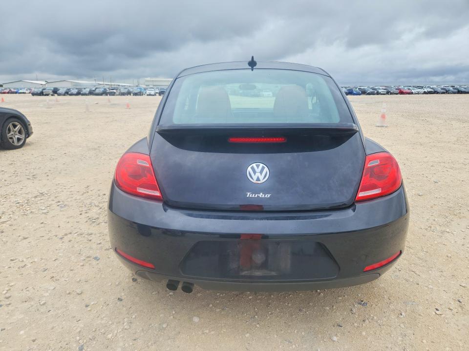 71188266 :رقم المزاد ، 3VWF17AT9GM638471 vin ، 2016 Volkswagen Beetle مزاد بيع