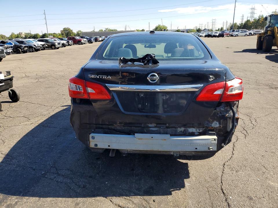 2019 Nissan Sentra მანქანა იყიდება აუქციონზე, vin: 3N1AB7AP5KL614795, აუქციონის ნომერი: 70926426