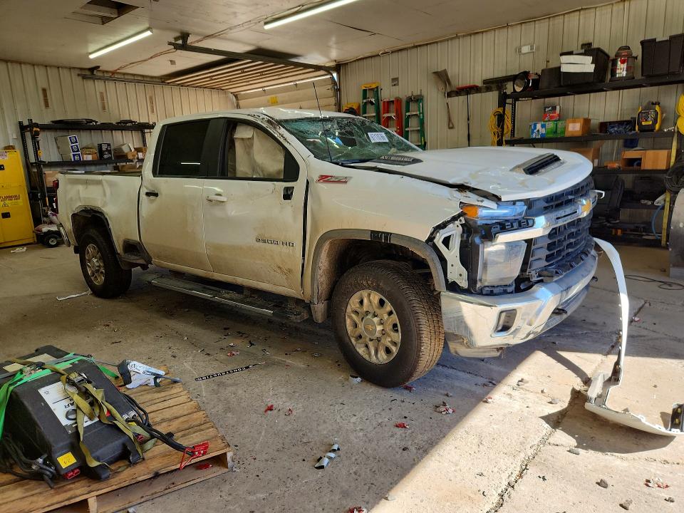 67170766 :رقم المزاد ، 1GC1KNEY0TF210450 vin ، 2026 Chevrolet Silverado مزاد بيع