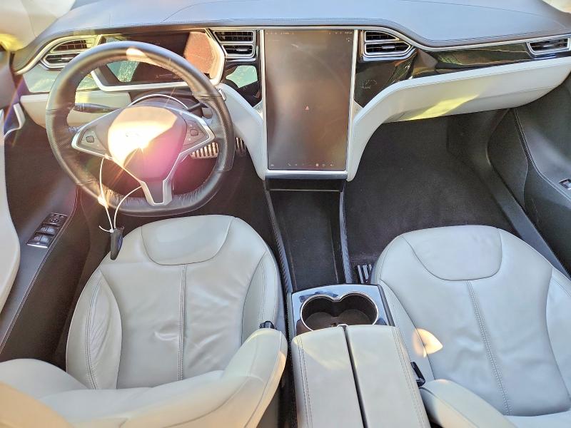 71178596 :رقم المزاد ، 5YJSA1H17EFP35169 vin ، 2014 Tesla Model S مزاد بيع