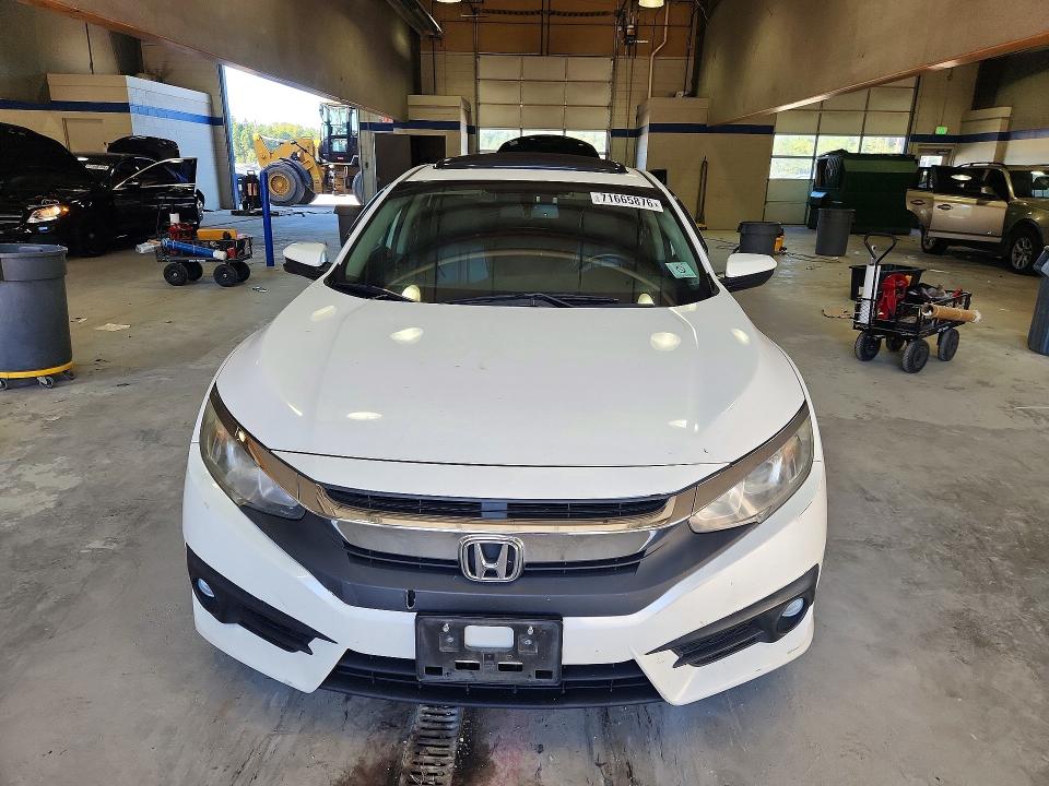 Продажа на аукционе авто 2016 Honda Civic, vin: 19XFC1F72GE204716, номер лота: 71665876