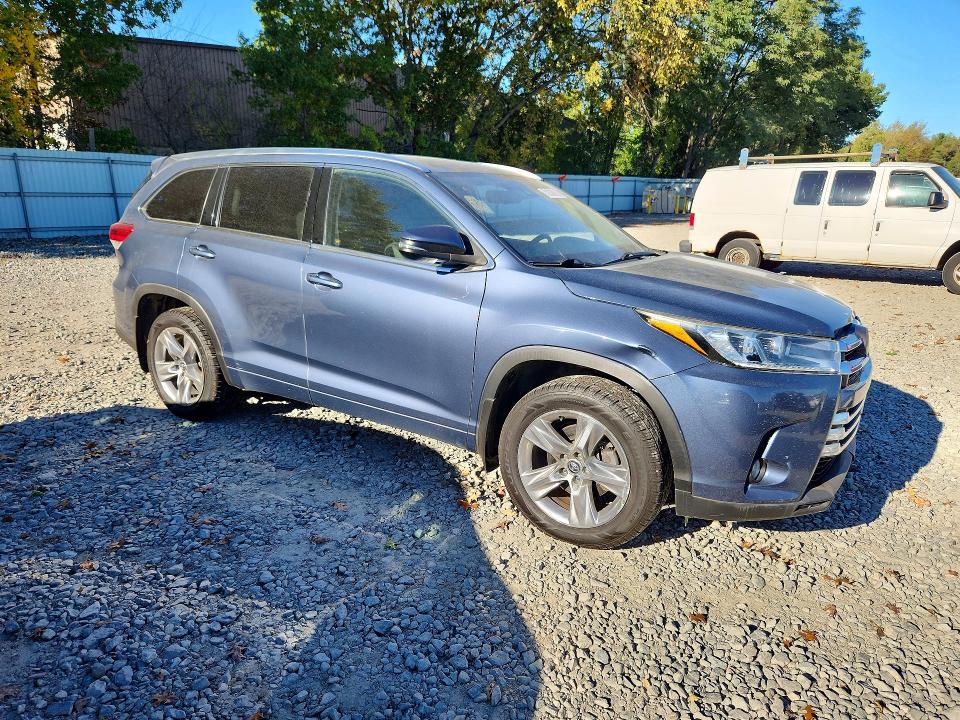 Aukcja sprzedaży 2018 Toyota Highlander, vin: 5TDDZRFH9JS487674, numer aukcji: 72038916