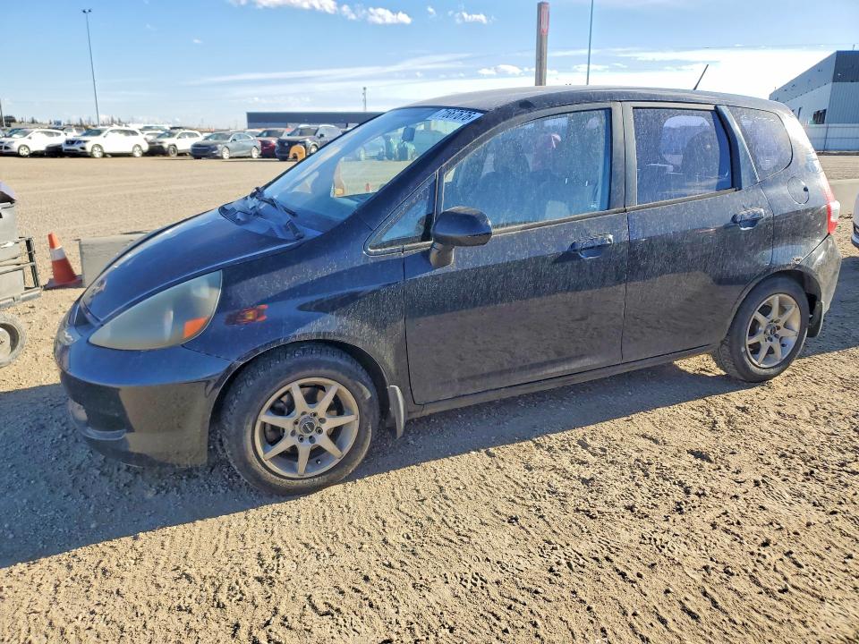 Продажа на аукционе авто 2007 Honda Fit, vin: JHMGD38417S805773, номер лота: 71667676