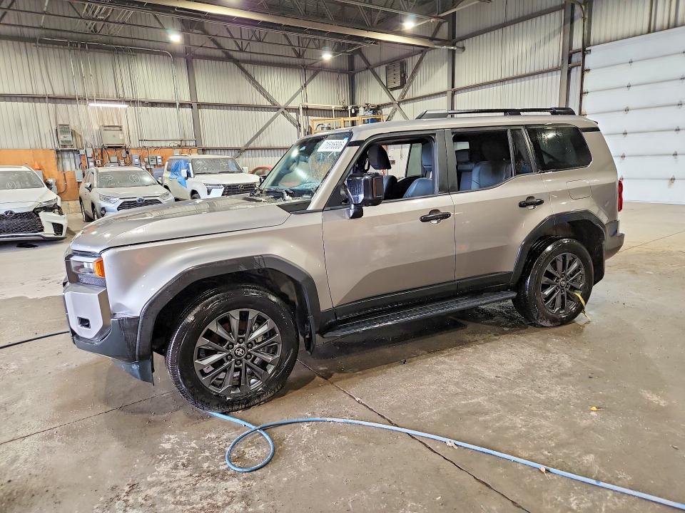 Продажа на аукционе авто 2025 Toyota Land Cruiser, vin: JTEABFAJ7S5016643, номер лота: 71516506