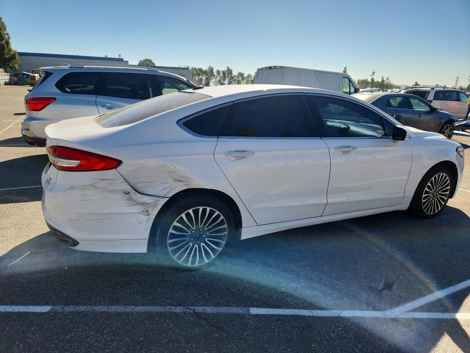 71607086 :رقم المزاد ، 3FA6P0H94HR112584 vin ، 2017 Ford Fusion مزاد بيع