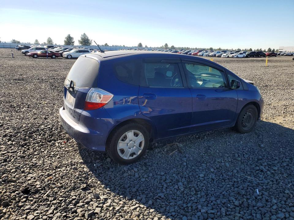 2013 Honda Fit მანქანა იყიდება აუქციონზე, vin: JHMGE8H32DC034067, აუქციონის ნომერი: 73126556