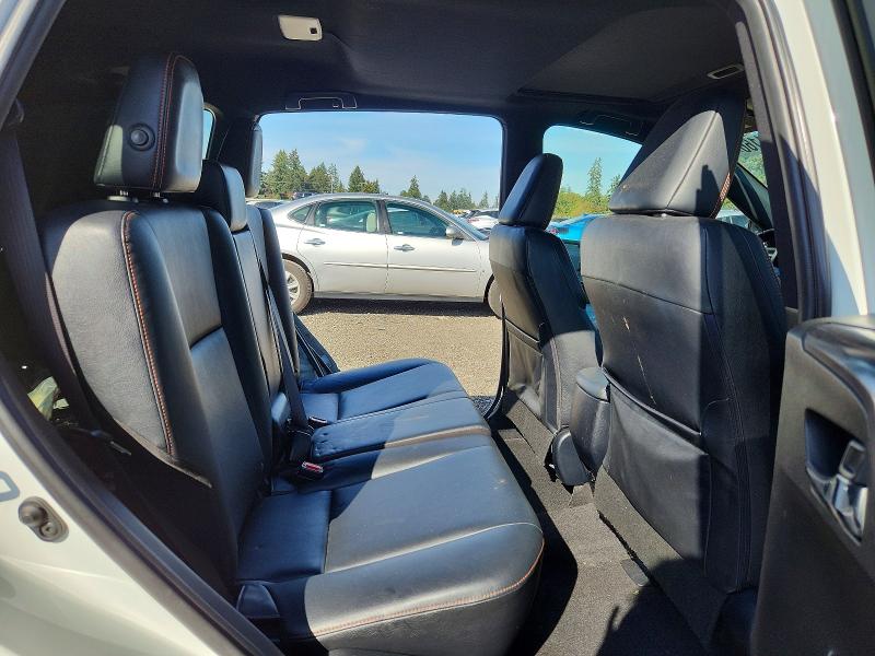 Продажа на аукционе авто 2016 Toyota Rav4, vin: JTMJFREV6GJ052023, номер лота: 70671166