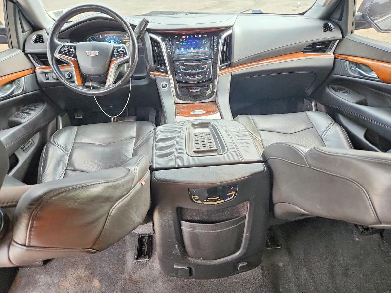 Продажа на аукционе авто 2017 Cadillac Escalade, vin: 1GYS4BKJ1HR211739, номер лота: 71438296