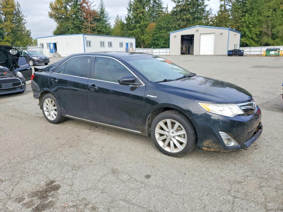 Aukcja sprzedaży 2014 Toyota Camry Hybrid, vin: 4T1BD1FK1EU104777, numer aukcji: 69460726