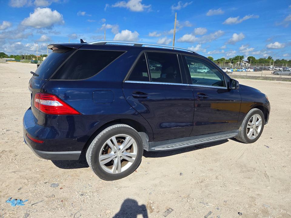 72709746 :رقم المزاد ، 4JGDA5HB5DA175020 vin ، 2013 Mercedes-benz Ml مزاد بيع