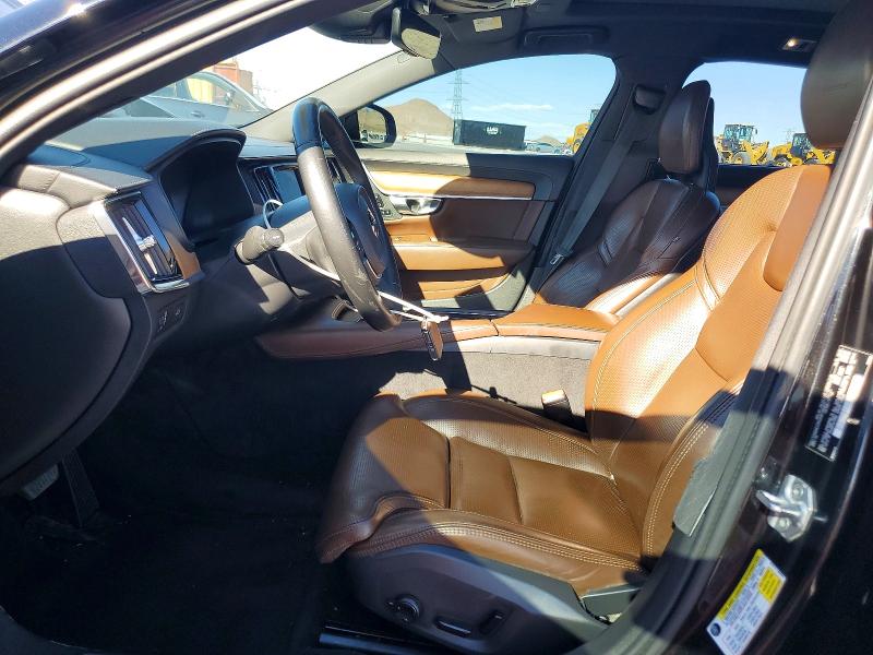 Продаж на аукціоні авто 2018 Volvo S90, vin: LVY992MLXJP032081, номер лоту: 71966686