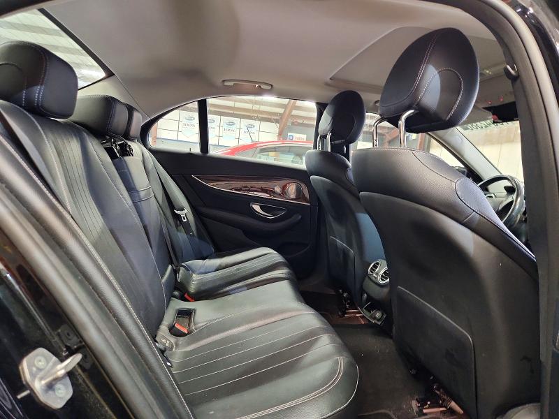 70542386 :رقم المزاد ، WDDZF4KB1HA201428 vin ، 2017 Mercedes-benz E مزاد بيع