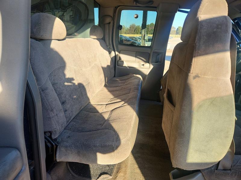Продажа на аукционе авто 2000 Chevrolet Silverado, vin: 2GCEC19T8Y1318660, номер лота: 71721206