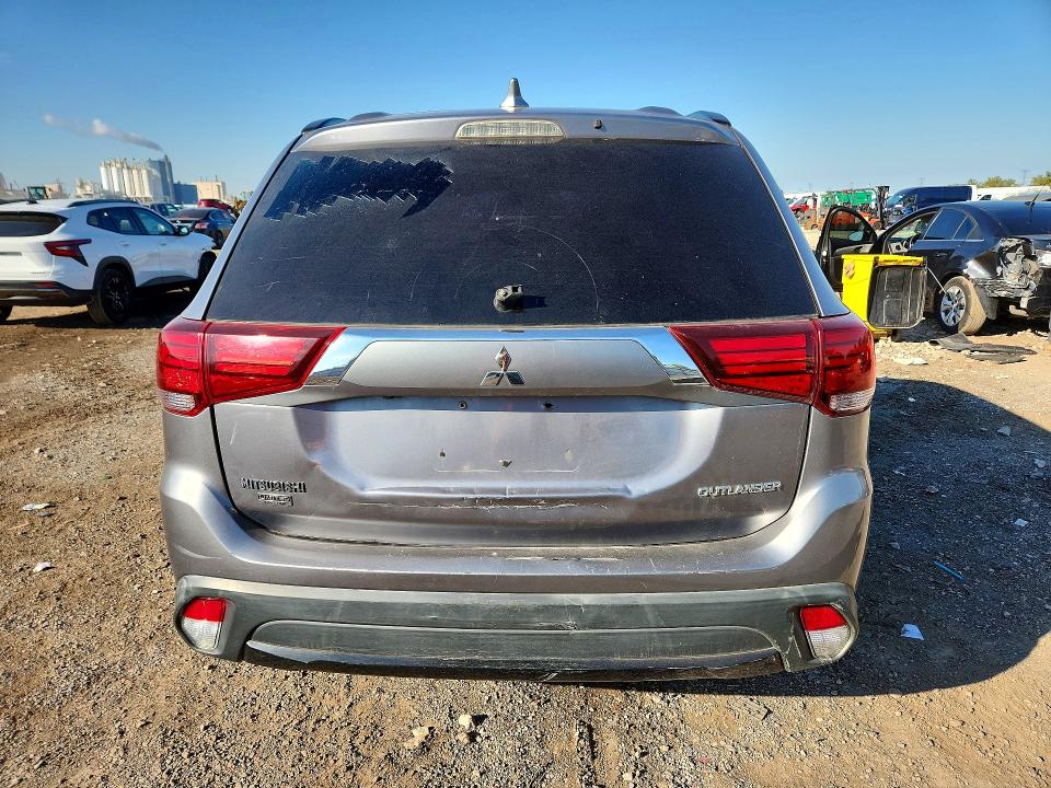 71661356 :رقم المزاد ، JA4AD3A32JZ018722 vin ، 2018 Mitsubishi Outlander مزاد بيع