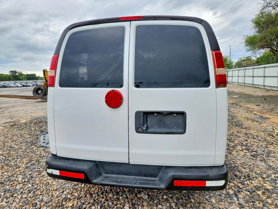 70726156 :رقم المزاد ، 1GCSGAFX4E1155019 vin ، 2014 Chevrolet Express G1500 مزاد بيع
