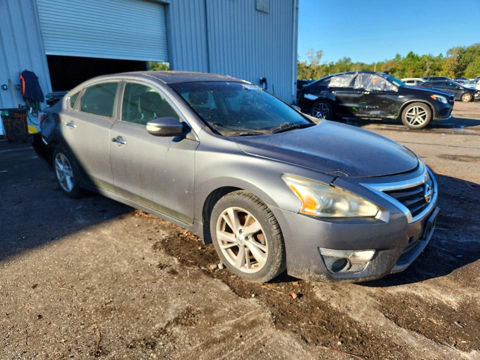 2015 Nissan Altima მანქანა იყიდება აუქციონზე, vin: 1N4AL3AP1FN378158, აუქციონის ნომერი: 72219646