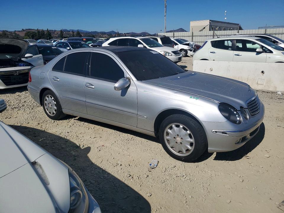 2003 Mercedes-benz E მანქანა იყიდება აუქციონზე, vin: WDBUF65J03A046736, აუქციონის ნომერი: 71748276