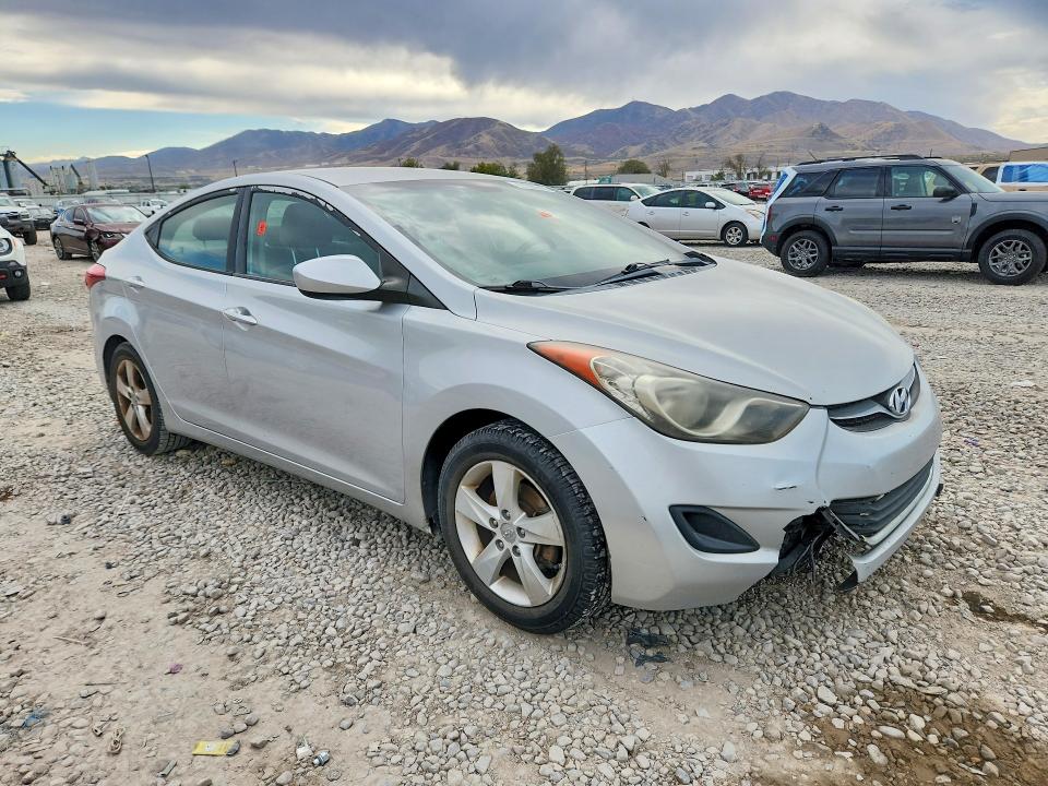 Продаж на аукціоні авто 2013 Hyundai Elantra, vin: KMHDH4AE4DU815629, номер лоту: 71855486